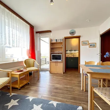 アパート Im Ruhigen Mit Balkon ヴェスターラント